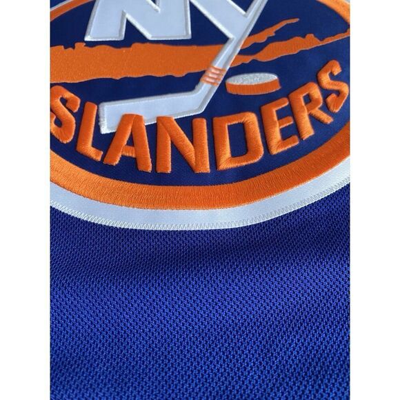 Adidas New York Islanders Authentic Home Hockey Jersey GT5618-420 Men’s Sz 54 - Picture 4 of 13